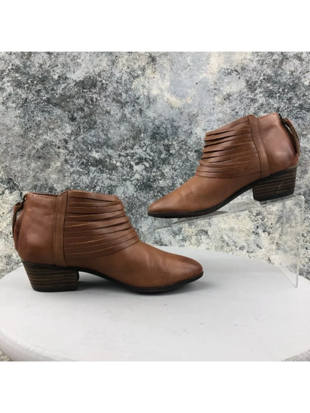 Clarks Womens Size 6M Collection Spye Celeste Brown Leather Back Zip Ankle Boots